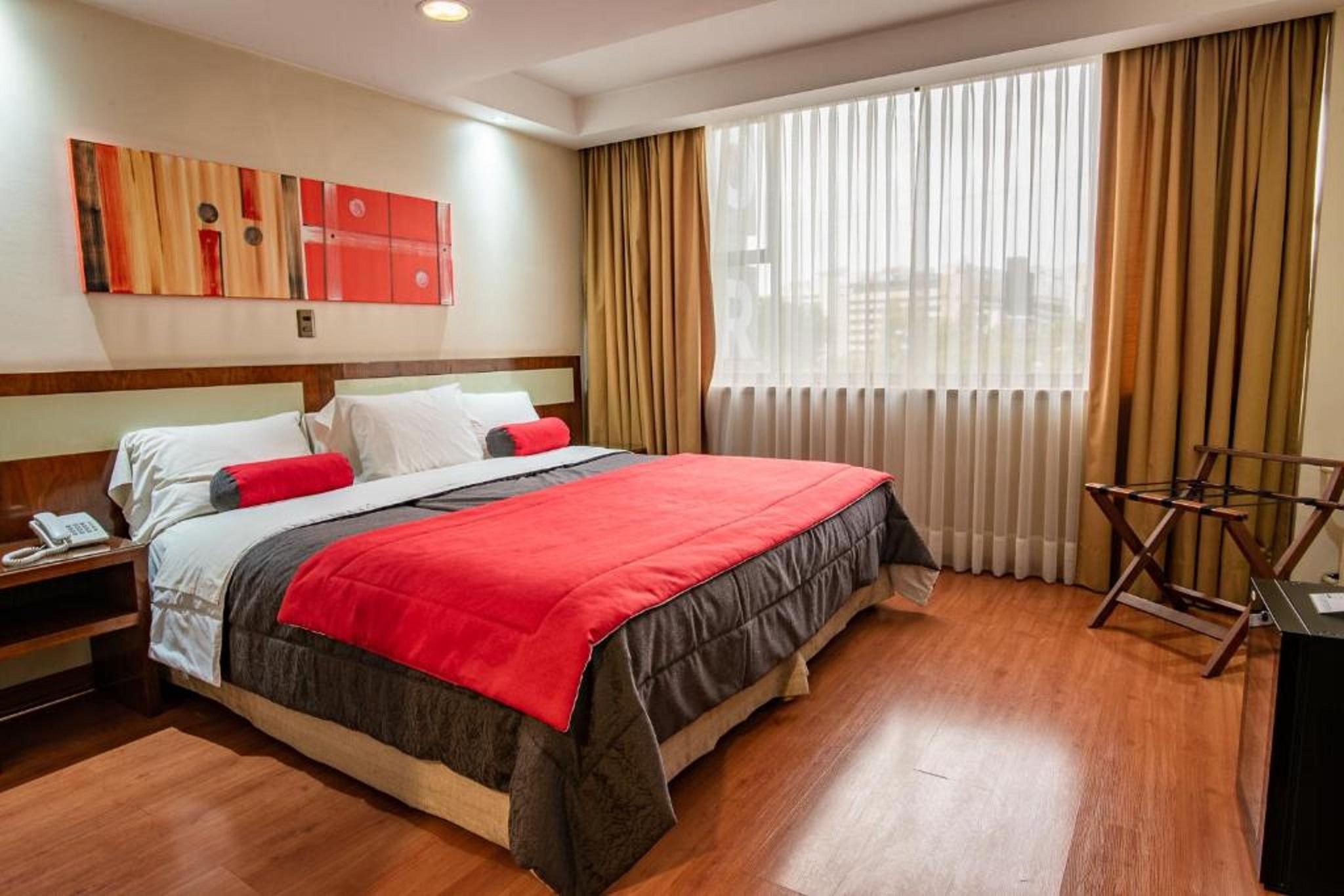 Hotel Libertador Сантьяго Экстерьер фото