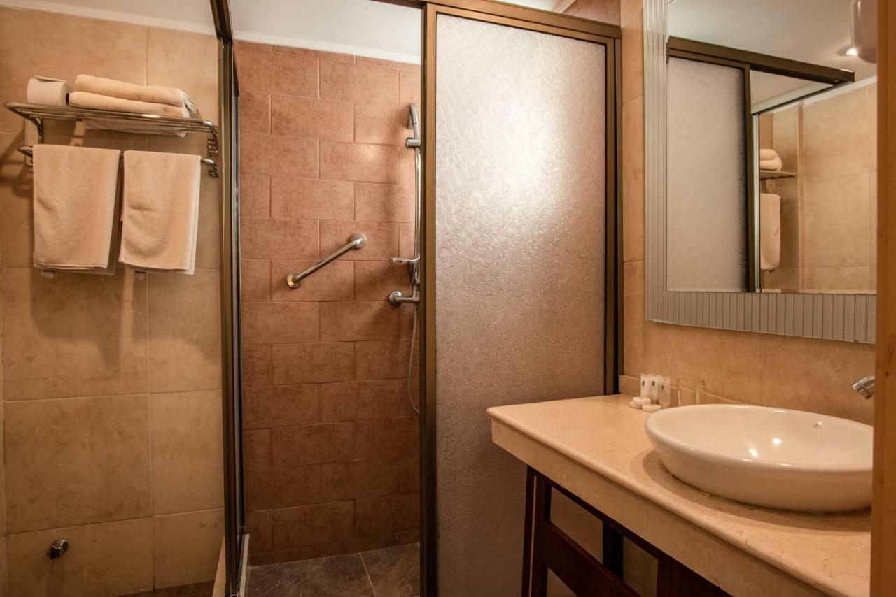 Hotel Libertador Сантьяго Экстерьер фото